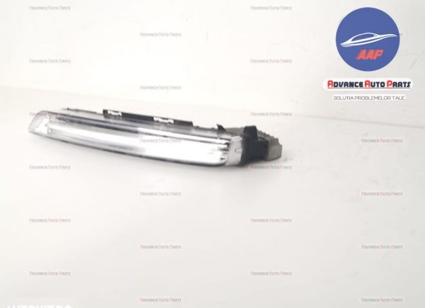 Daylight DRL semnal dreapta original Porsche  Cayenne  958 [facelift] [2014 - 2018] - imagine 3