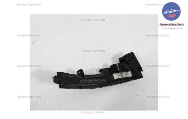 Semnal Oglinda Stanga original Jaguar  XF  X260 [2015 - 2020] - imagine 3