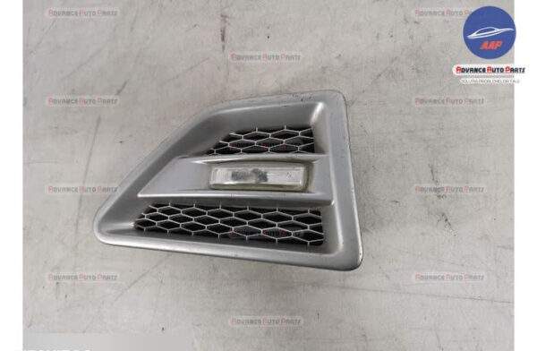 Grila Ventilatie Aripa Dreapta originala Land Rover  Freelander  2 [2006 - 2010] - imagine 2
