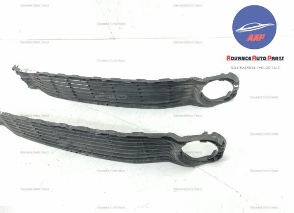 Grila centrala originala Toyota  Aygo  2 [2014 - 2020] - imagine 3