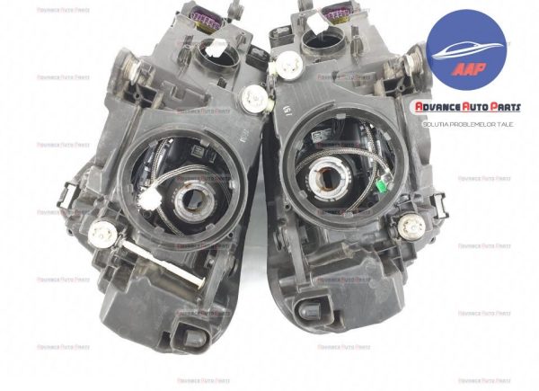Far stanga originala in stare buna Skoda  Superb  3 [2015 - 2020] - imagine 16