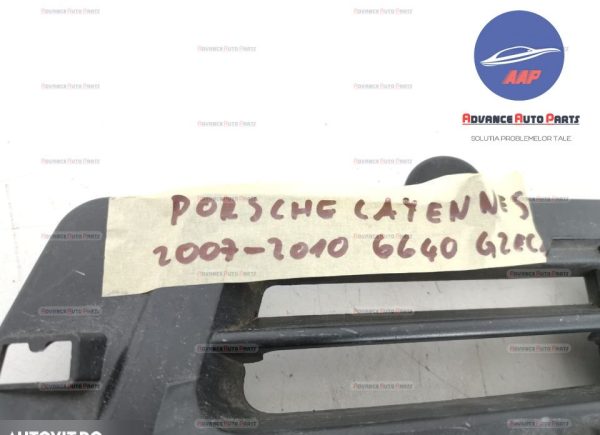 Grila stanga proiector original in stare buna Porsche  Cayenne  957 [facelift] [2007 - 2010]