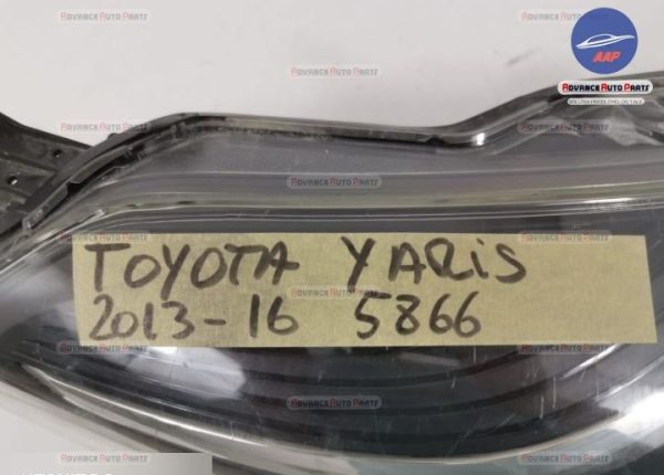 Far dreapta cu halogen original in stare buna Toyota  Yaris  3 [facelift] [2014 - 2017] - imagine 8