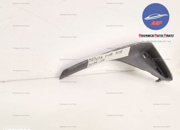 Ornament bara dreapta spate original in stare buna Toyota  C-HR  1 [2016 - 2020]