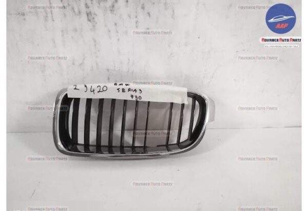 Grila Centrala Nara Stanga originala BMW  Seria 3  F30/F31/F34 [2011 - 2016]