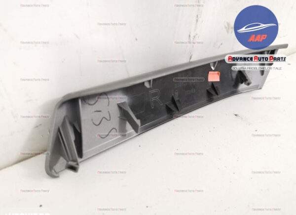 Ornament usa dreapta spate original in stare buna Land Rover  Range Rover Sport  1 [2005 - 2009] - imagine 6