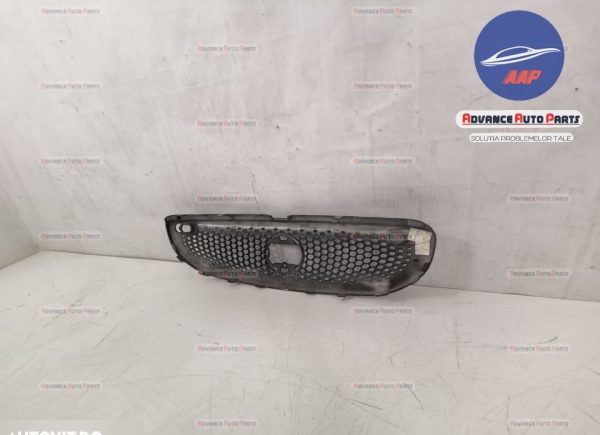 Grila centrala cod A4538881223 - originala Smart  Fortwo  3 [2014 - 2020] - imagine 4
