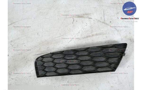 Grila Proiector Dreapta originala Honda  Civic  9 [2012 - 2015] - imagine 2