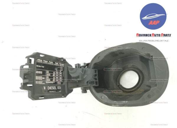 Capac combustibil originala in stare buna Mercedes-Benz  A-Class  W176 [2012 - 2015] - imagine 3