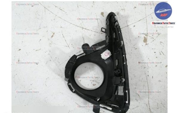 Grila Proiector Dreapta originala Toyota  Auris 2 [2012 - 2015] - imagine 3