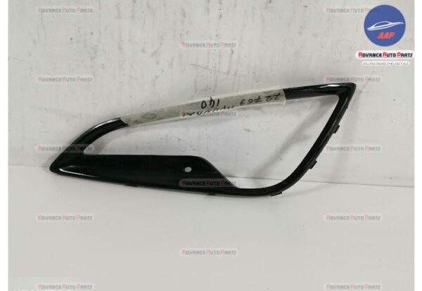 Grila Proiector Stanga original Hyundai  i40  VF [2011 - 2015]