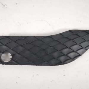 Ornament Stanga Grila Centrala Original In Stare Buna Cu Senzor Mercedes-Benz  GLE  1  [2016 - 2019]