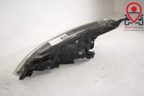 Far Dreapta Original Halogen In Stare Buna Toyota  Yaris  XP130 [2th facelift] [2015 - 2020] - imagine 5