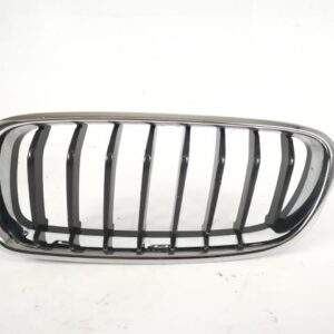 Grila Centrala Nara Stanga Originala In Stare Buna BMW  Seria 3  F30 [2011 - 2016]