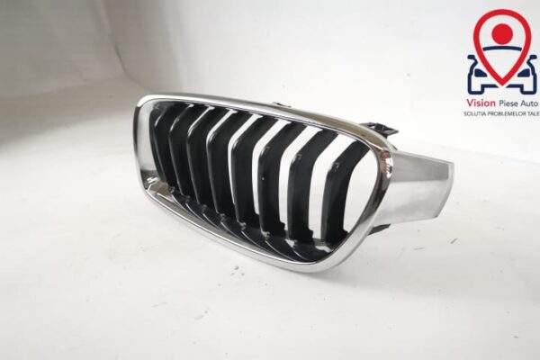 Grila Centrala Nara Stanga Originala In Stare Buna BMW  Seria 3  F30 [2011 - 2016] - imagine 3