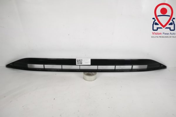 Grila Centrala Inferioara Fata Originala In Stare Buna Volkswagen VW  Tiguan