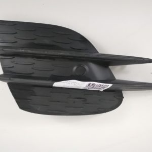 Grila Proiector Laterala Stanga Cu Senzor Originala In Stare Buna AMG  Mercedes-Benz  E-Class