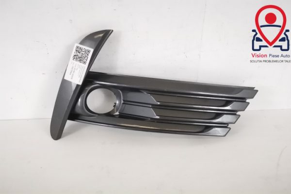 Grila Proiector Laterala Dreapta Originala In Stare Buna Toyota  Corolla  E170 [facelift] [2015 - 2020]