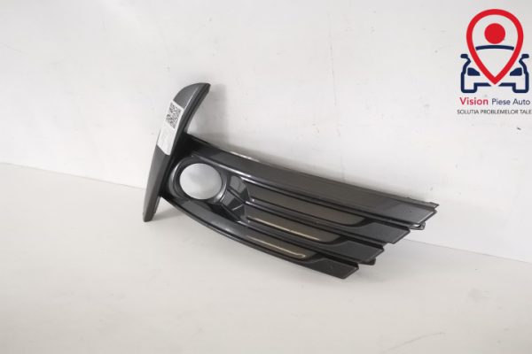 Grila Proiector Laterala Dreapta Originala In Stare Buna Toyota  Corolla  E170 [facelift] [2015 - 2020] - imagine 3