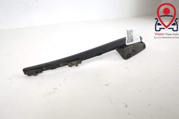 Deflector Noroi Bara Spate Dreapta Original In Stare Buna Land Rover  Range Rover Velar  1 [2017 - 2022] - imagine 2