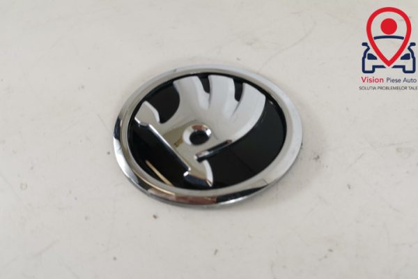 Emblema Capota Originala In Stare Buna Skoda  Citigo  1 [2011 - 2017] - imagine 3