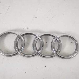 Emblema Grila Centrala Originala In Stare Buna Audi A1 8X 8X0853605