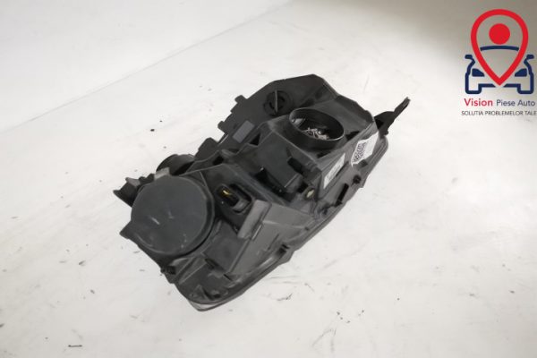 Far Dreapta Original Halogen AVARIAT Peugeot  Partner  2 [2th facelift] [2015 - 2020] - imagine 6