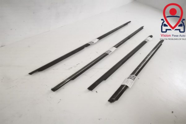 Perie Geam Stanga Fata Originala In Stare Buna Mercedes-Benz  E-Class  W212 [2009 - 2013] - imagine 2
