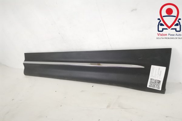 Bandou Ornament Usa Dreapta Fata Original In Stare Buna 2020 2021 2022 Mercedes-Benz  GLB-Class  1 [2019 - 2019] - imagine 3