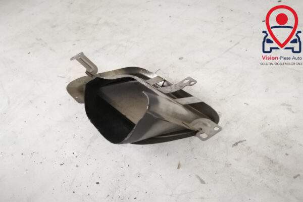Tips Evacuare Original Dreapta In Stare Buna Land Rover  Range Rover Velar  1 [2017 - 2022] - imagine 6