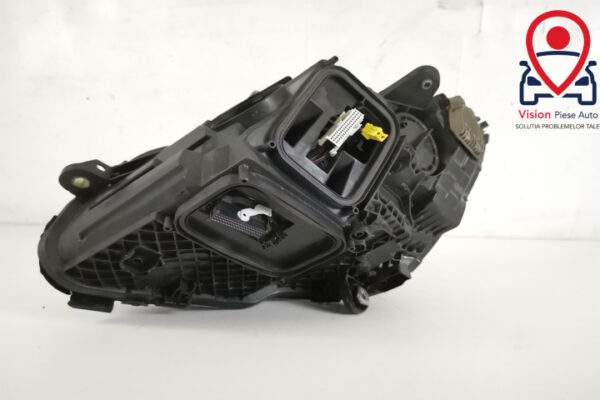 Far Dreapta Original MultiBeam LED Impecabil Mercedes-Benz  C-Class  W205/S205/C205 [facelift] [2018 - 2020] - imagine 7