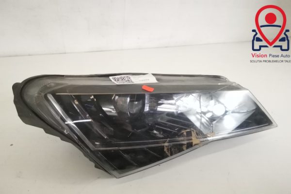 Far Dreapta Original Xenon Adaptiv Avariat Skoda  Superb  3 [2015 - 2020] - imagine 2