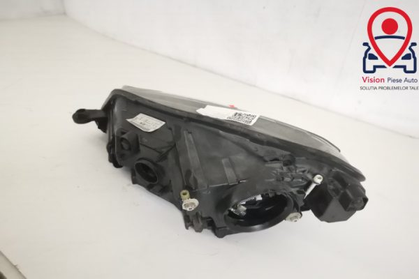 Far Dreapta Original Xenon Adaptiv Avariat Skoda  Superb  3 [2015 - 2020] - imagine 6