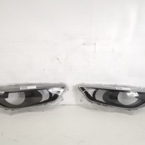 Sticla Far Dreapta Cu Interior Originala In Stare Buna Toyota  Yaris  XP210 [2020 - 2023]