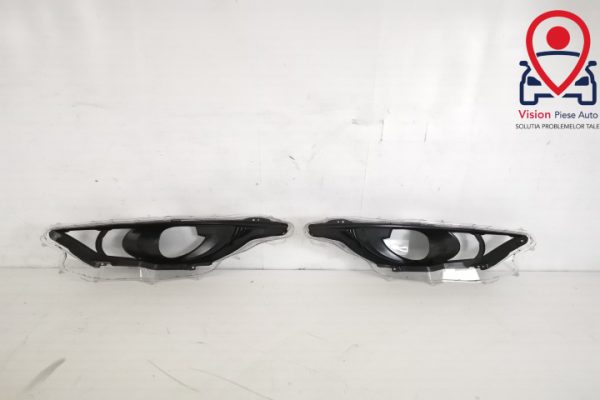 Sticla Far Dreapta Cu Interior Originala In Stare Buna Toyota  Yaris  XP210 [2020 - 2023] - imagine 3