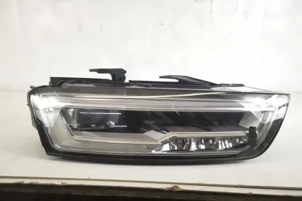 Far Dreapta Original Full Led Avariat Audi  Q3  8U [facelift] [2014 - 2020]