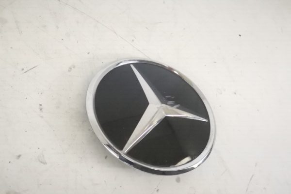 Emblema Grila Centrala Cu Senzor Radar Distronic Si Incalzire Originala In Stare Buna Mercedes-Benz  CLS-Class  C257 [2017 - 2020] - imagine 2