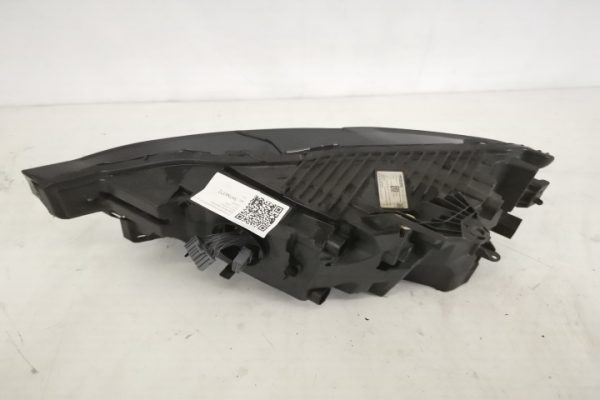 Far Dreapta Original Full Led Active High Beam Impecabil Volvo XC60 2 [2017 - 2020] Volvo  XC60 2 [2017 - 2020] - imagine 4