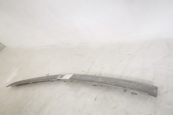 Ornament Crom Central Fusta Spoiler Bara Fata Original in Stare Buna  Mercedes-Benz  SLC-Class  R172 [2016 - 2020] - imagine 6