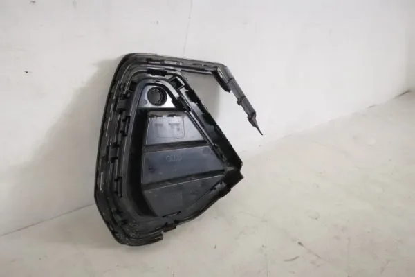 Grila Proiector Laterala Stanga Originala Cu Senzor In Stare Buna S Line Audi  Q3  F3 [2018 - 2024] - imagine 5