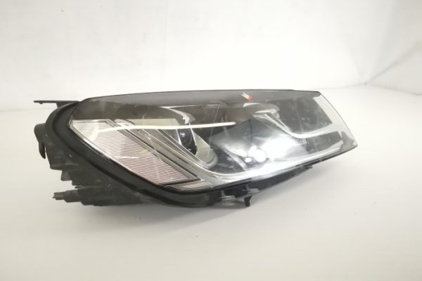 Far Dreapta Original Xenon Adaptiv Avariat Volkswagen VW  Touareg  generatia 2 7P [facelift] [2014 - 2018] - imagine 2