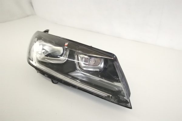 Far Dreapta Original Xenon Adaptiv Avariat Volkswagen VW  Touareg  generatia 2 7P [facelift] [2014 - 2018] - imagine 3