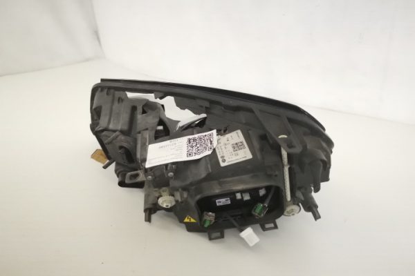 Far Dreapta Original Xenon Adaptiv Avariat Volkswagen VW  Touareg  generatia 2 7P [facelift] [2014 - 2018] - imagine 6