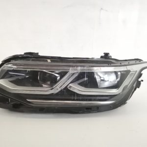 Far Stanga Original LED MATRIX AVARIAT Volkswagen VW  Tiguan  2 [facelift] AD1 [2020 - 2022]
