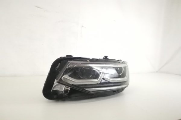 Far Stanga Original LED MATRIX AVARIAT Volkswagen VW  Tiguan  2 [facelift] AD1 [2020 - 2022] - imagine 2