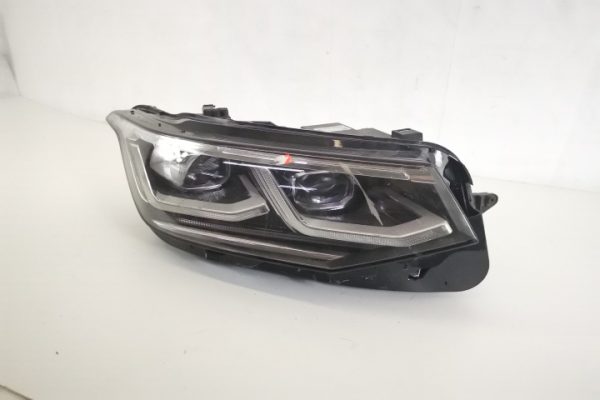 Far Dreapta Original LED MATRIX AVARIAT Volkswagen VW  Tiguan  2 [facelift] AD1 [2020 - 2022] - imagine 3
