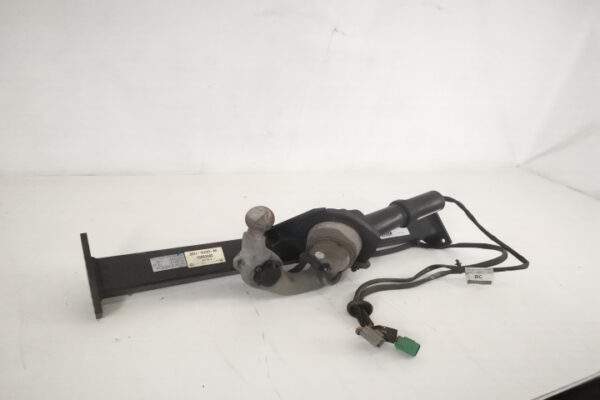 Carlig De Remorcare Spate Rabatabil Electric Original In Stare Buna Ford  Mondeo  MK5 [2014 - 2020] - imagine 2
