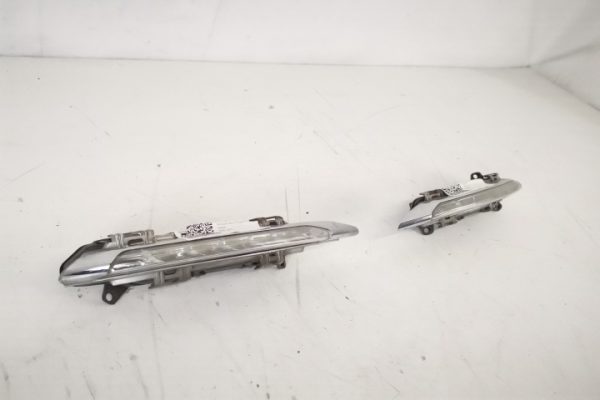 DRL Lumina De Zi Partea Stanga LED Original Avariat Mercedes-Benz  S-Class  W221 [facelift] [2009 - 2013] - imagine 2