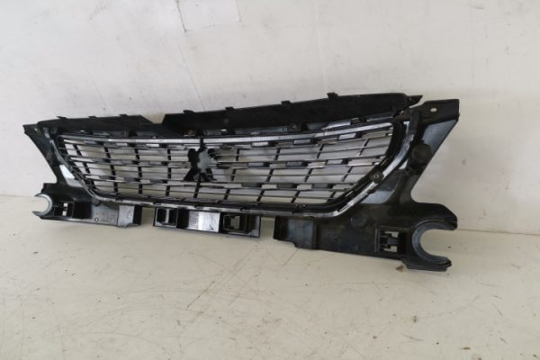 Grila Centrala Radiator Originala In Stare Buna Peugeot  301 2 [facelift] [2016 - 2020] - imagine 6