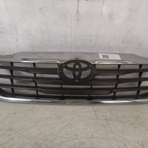 Grila Centrala Radiator Originala In Stare Buna Toyota  Hilux  7 [2th facelift] [2011 - 2015]
